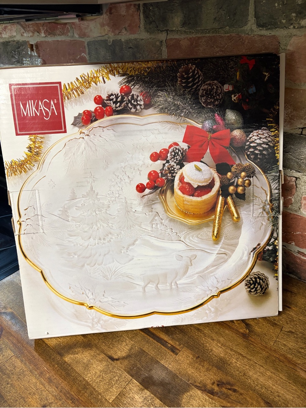 Mikasa Clear Glass Holiday Platter with Gold Rim